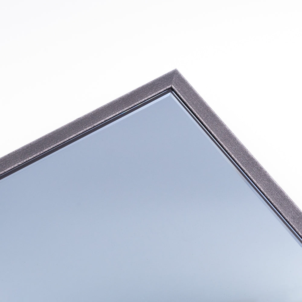 Slim Edge Mirror Metallic feel with silver accent – 55mm Frame