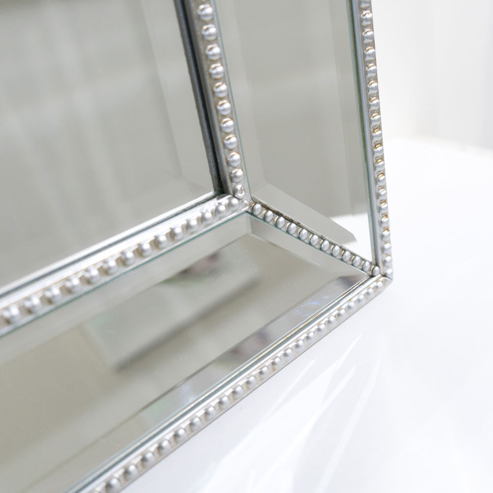 ‘Berlin’ Wall Mirror – Beaded Edge