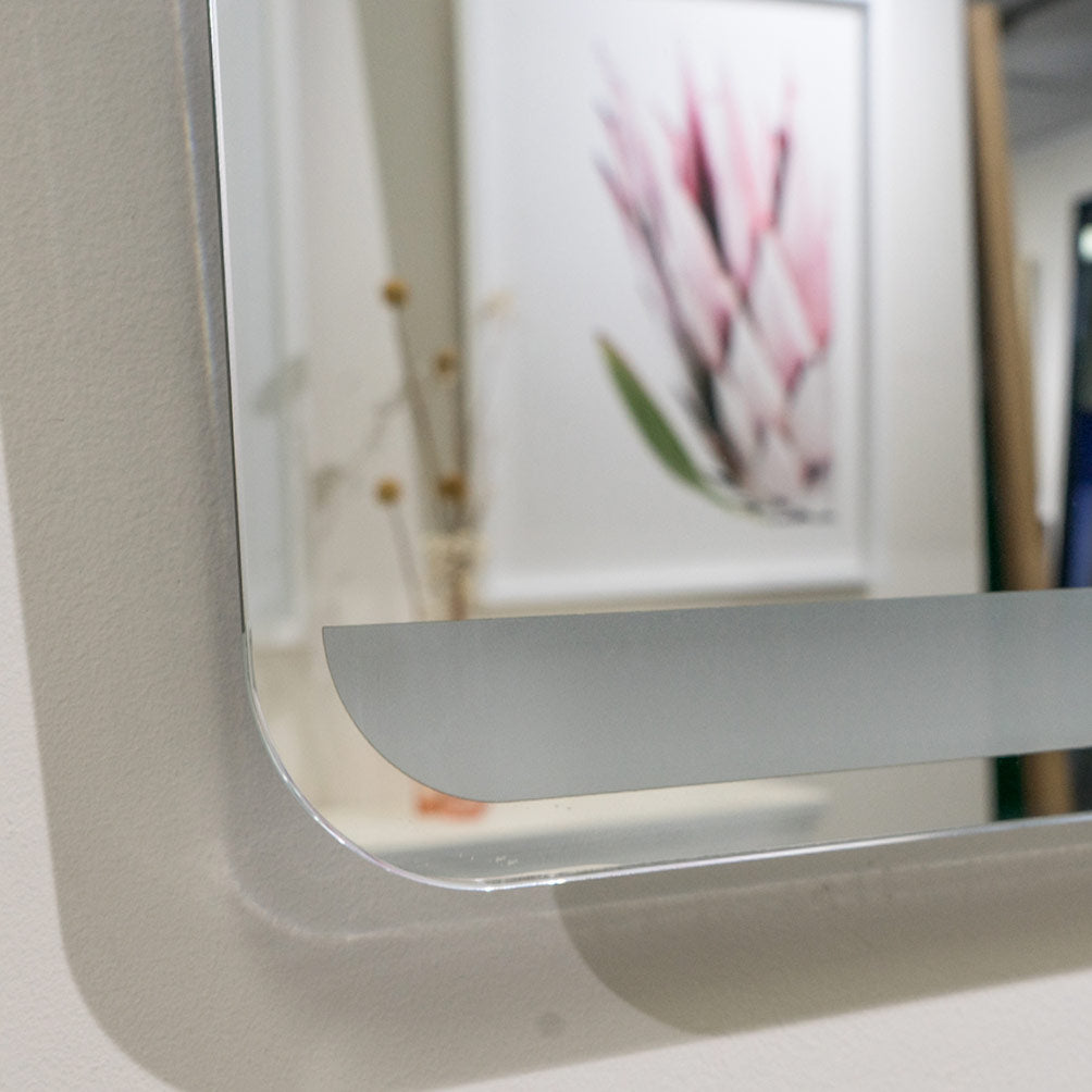 ‘Venice’ LED 800x600mm Bathroom / Wall Mirror