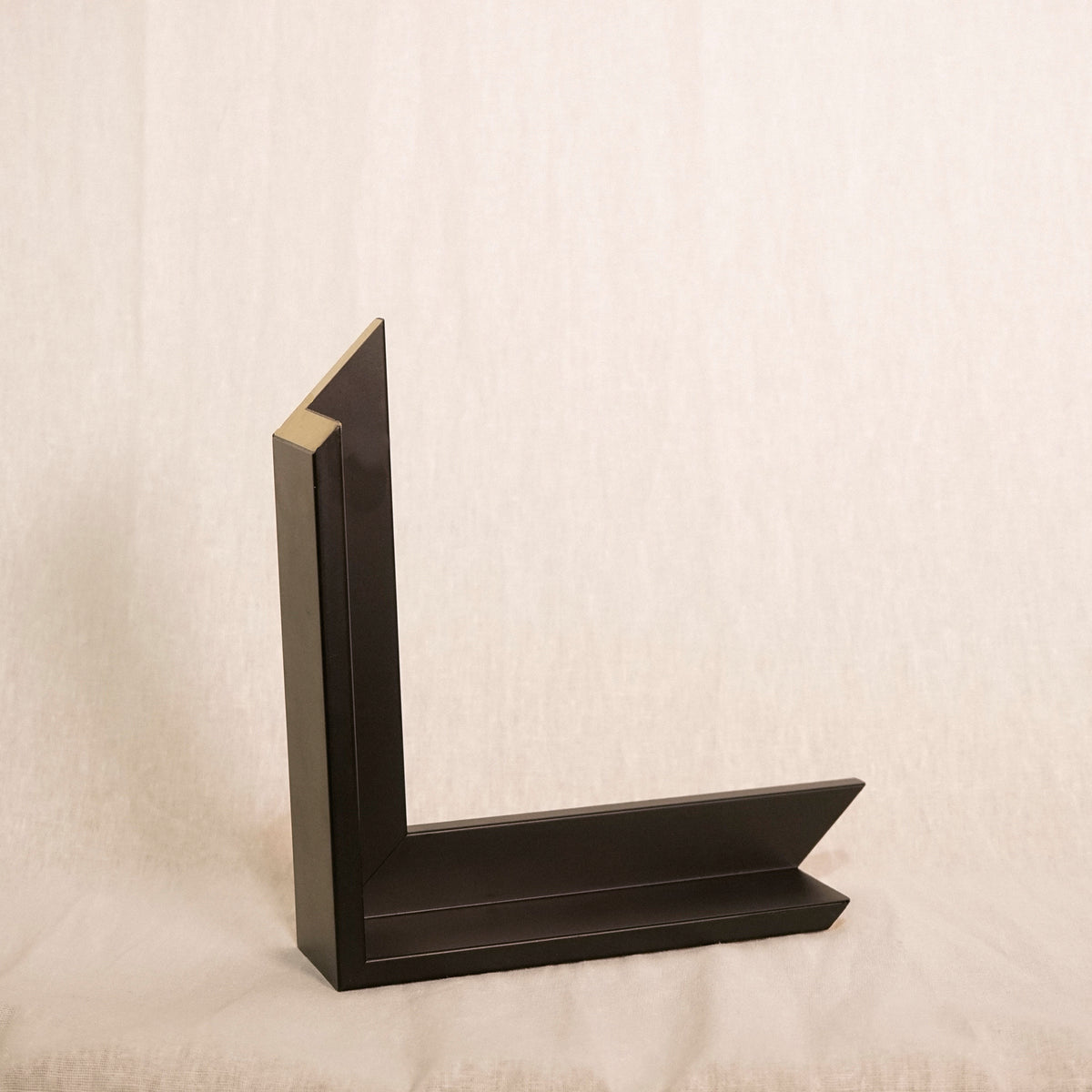 FrameMates frame — view 3